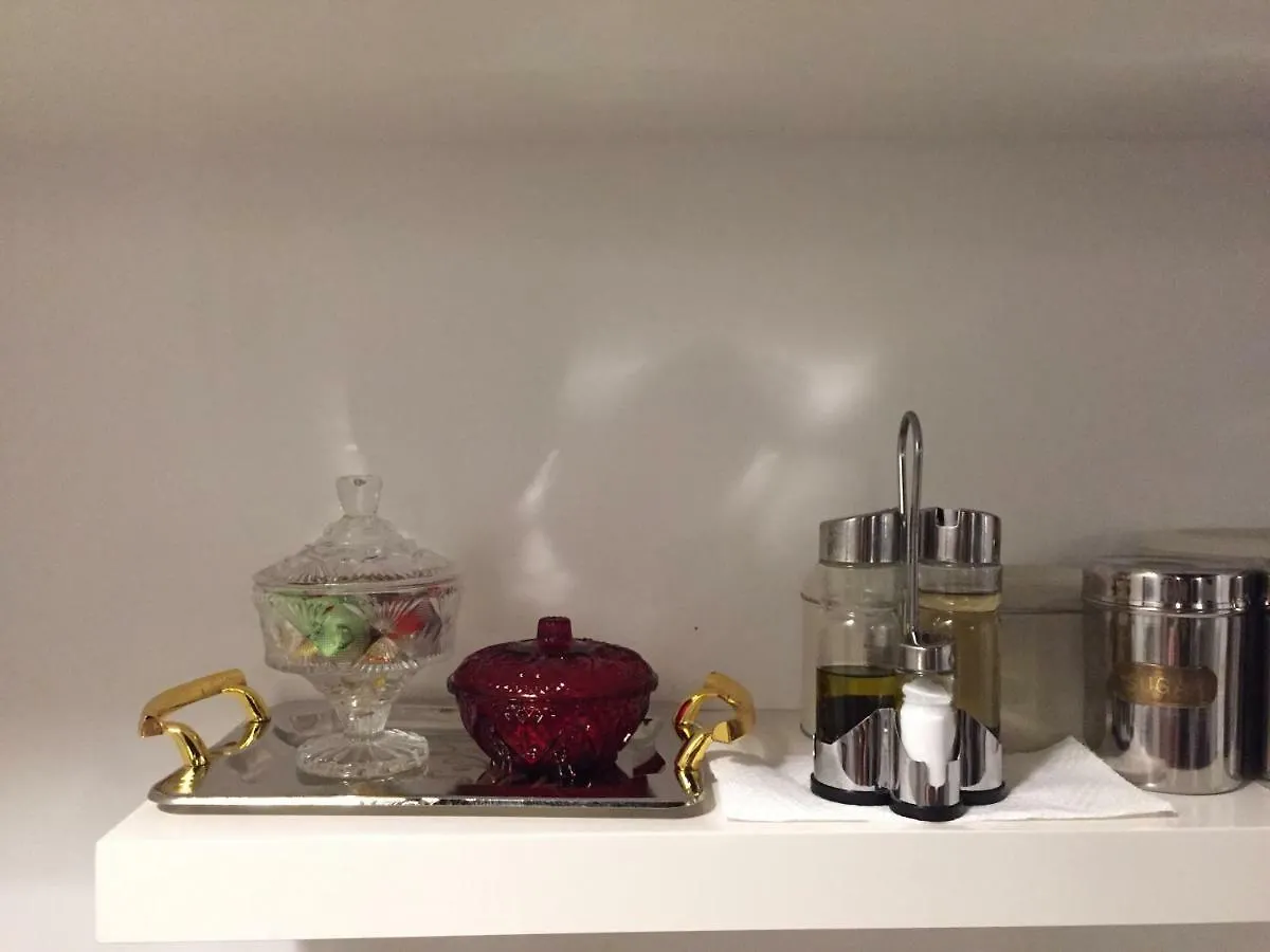 Historic Center - Elegant Apartment With Charming Antiques - Raffaello Inn Rome 0*,  Italy
