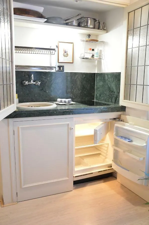 Historic Center - Elegant Apartment With Charming Antiques - Raffaello Inn Rome