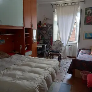 Habitación en casa particular Piazza Bologna Via Stamira 74 Interno 12 Vita Felice, Roma